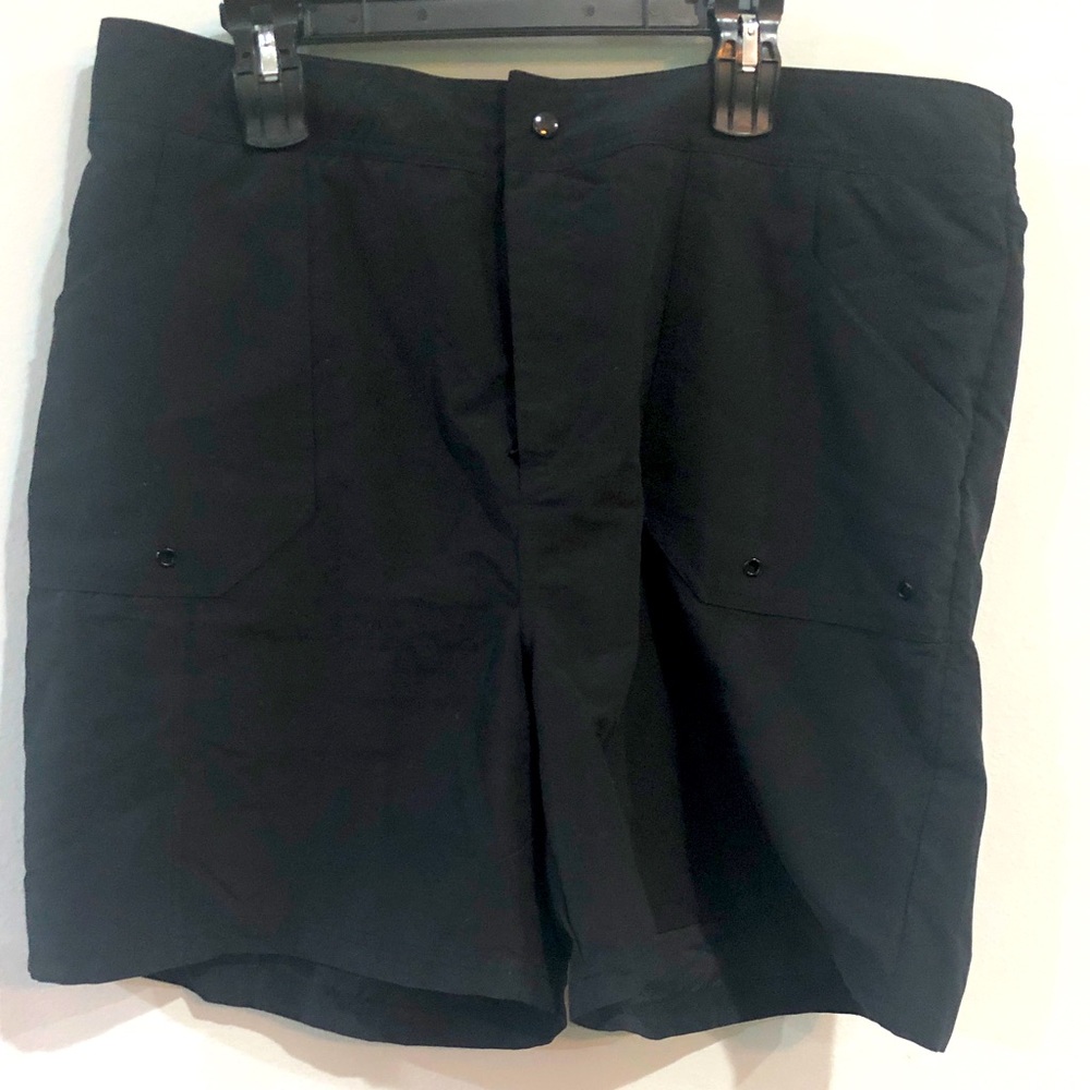 Woman’s plus size swim shorts